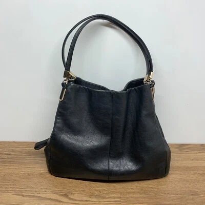 COACH MADISON LEATHER SMALL PHOEBE SHOULDER BAG PEBBLED TRIPLE Compartment - Image 1 of 4