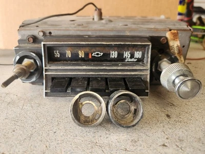 Chevrolet Delco 1965 65 radio am 986099 ver video radio funcionando Foto 1 de 4