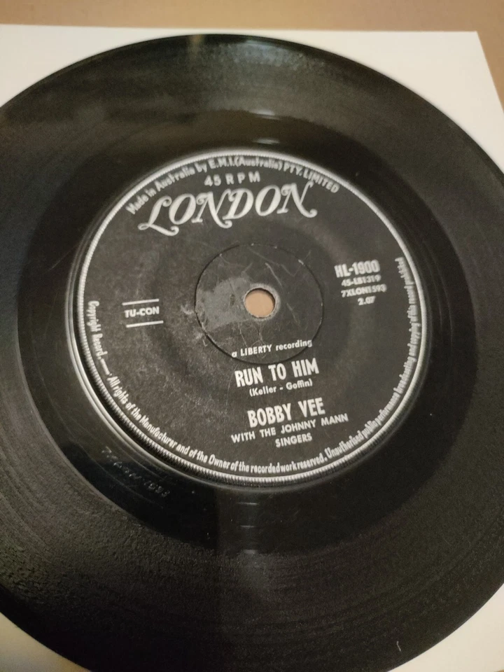Bobby Vee With The Johnny Mann Singers ‎– Run To Him.  7"  - Image 1 of 1