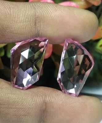 Pink Tourmaline Fancy Shape Pair 35Ct only one Available Fantasy Modern Flower C - Image 1 of 4
