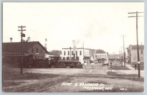 VTG Postcard~ Depot & Broadhead St.~ Mazomanie, WI~ Mazomanie Historical Society - Picture 1 of 2