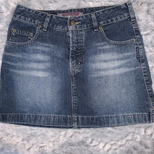 Silver Jeans Women Mini Skirt Size W-30/L-14 Blue Pockets - Picture 1 of 6