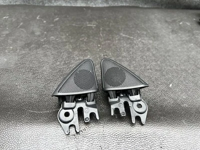 Front Door Panel Tweeter Speaker Set Mercedes R172 Slc43 Slc200 Slc300 oem - Image 1 of 4
