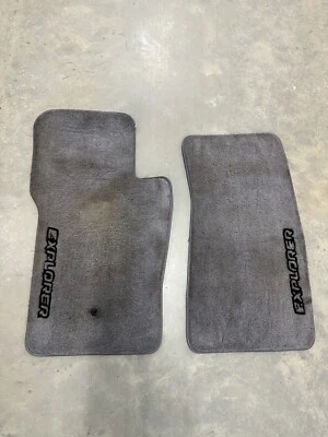 Alfombrillas grises Ford Explorer 1991-1994 nuevas de lote original Ford VF17J-9813087-ABW Foto 1 de 4