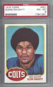 Tarjeta de fútbol americano Topps 1976 #351 Glenn Doughty, clasificación de los Baltimore Colts PSA 8 - Imagen 1 de 1