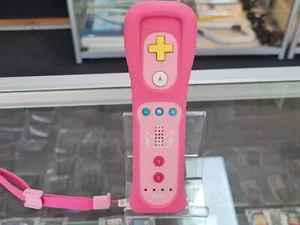 Nintendo Wii Controller - Motion Plus Official Princess Peach Pink - (AU-STOCK!) - Picture 1 of 8