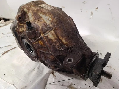 Conjunto de portador diferencial usado se adapta a: Chrysler 300 SE 2012 3,6 L 2,65 relación Gr Foto 1 de 4