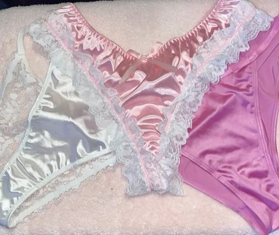 Lote de 3 piezas bragas de bikini SATÉN Y ENCAJE SISSY XL encaje femenino 💕 rosa lavanda Foto 1 de 4