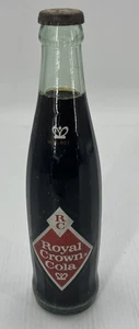 Volle 10 Oz. Royal Crown Cola Sodaflasche, Vintage Sammlerstück. {UU}. - Bild 1 von 10