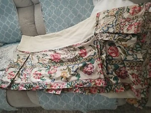 Croscill Floral Full/Queen Bedskirt Cottage Garden Flowers Roses - Picture 1 of 5