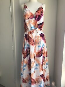 Tropical V Neck Sleeveless Halter Floral Print Maxi Dress Fits size Large to XL