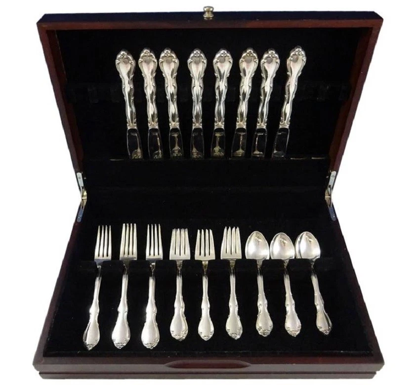 Fontana by Towle Sterling Silver Flatware Set For 8 Service 32 Pieces - Image 1 of 4