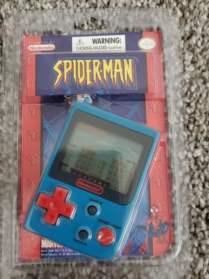 2005 NINTENDO MINI SPIDER-MAN CLASSICS KEYCHAIN HANDHELD - Image 1 of 3