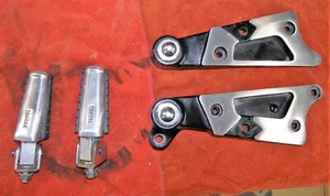 1998 Yamaha Vmax1200 Passenger L/ R Foot Rests W/Mts (OEM) - Picture 1 of 6