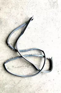 Rover 25 MG ZR 5 door passenger LH front door seal with clips - Picture 1 of 1