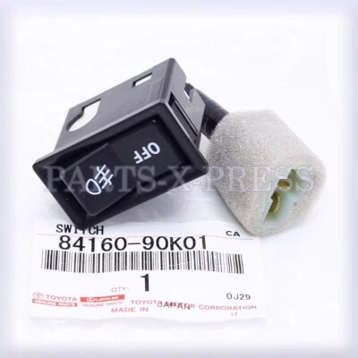 84160-90K01 OEM GENUINE TOYOTA LAND CRUISER J70 1984-2018 FRONT FOG LAMP SWITCH - Image 1 of 4