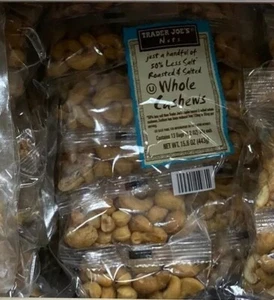 2 Beutel Trader Joe's GEGERÖSTETE & GERÖSTETE gesalzene Cashewkerne je 16 Unzen. - Bild 1 von 1