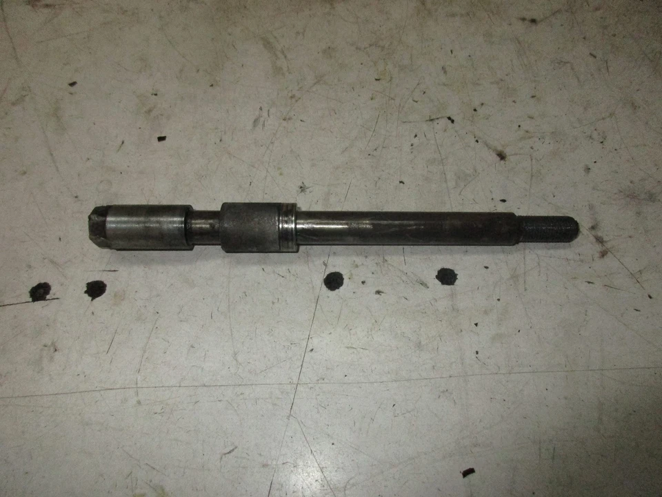 83 84 85 86 Honda Shadow VT500C VT500 500 1985 eje delantero Foto 1 de 1