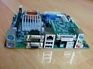 IBASE Industrial  MB896IL + Pentium M770 2,13GHz(27Watt),RS232,2x LVDS.Mini-ITX - Bild 1 von 3