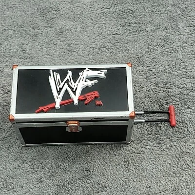 Экшн-фигурка WWF черный чемодан сундук аксессуар редкая с ручкой хардкорное оружие - Изображение 1 из 4