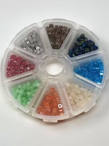 Perline semi cubo quadrato in vetro 8 colori! Vassoio portaoggetti rotondo diviso 100+ grammi #38 - Foto 1 di 1