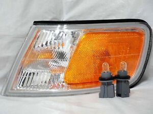 Front Corner Turn Signal Parking Light Lamp Driver Side For 1994-1997 Accord