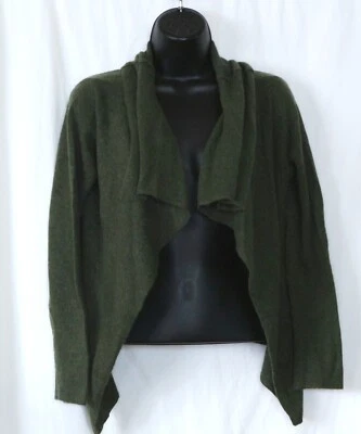 ONE GIRL WHO Grn Clsrlss Cascade Swtr 34 pulgadas Chst 21 pulgadas largo talla M EXCELENTE Foto 1 de 3