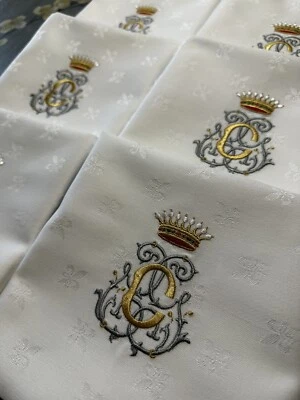 6 serviettes Fleurs Lys 55x55 cm broderie monogramme ancien C couronne Comte - Photo 1/4