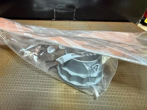 Tuerca de piñón OEM Mopar 6507901AA nueva se adapta a muchos jeeps 2005 a 2005 vendedor de EE. UU. NUEVO - Imagen 1 de 2