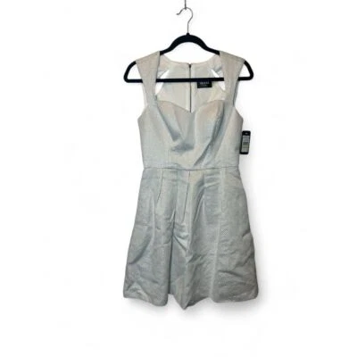 Vestido plisado de fiesta sin mangas Y2K Guess Georgia para mujer 4 blanco brillante corazón corpiño Foto 1 de 4