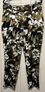 Chico's schwarz/hellbraun Tarnmuster Gürtel Satin Cargo Knöchelhose Größe 0,5 (6) Neu mit Etikett - Bild 1 von 14