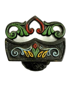 WILTON Porta fiammiferi da parete vintage in ghisa vernice originale 3,25 " x 3,5" - Foto 1 di 3