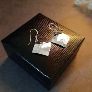 Hammered Domed Earrings 925 Silver Square Dome Earrings Silver Drop Earrings - Picture 1 of 5