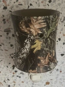 Scentsy Warmer Mossy Oak Break Up Retired Wax Nightlight Plugin NIB - Picture 1 of 3