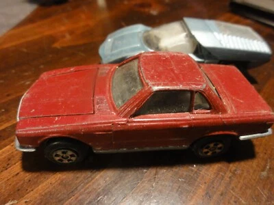 Lote de Coches Ertl Sueltos De Colección, 1/64 Rojo Mersedes Benz 350 SL y Plata Fiat Abarth Foto 1 de 4