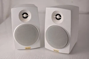 Pair Boston Micro80x Acoustics Satellite Bookshelf Speakers in White w/Mounts - Picture 1 of 8