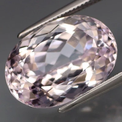10.84Ct.Ravishing Color! Natural BIG Electric Lavender Kunzite Full Sparkling! - Image 1 of 4