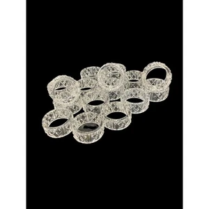 Set of 16 Clear Acrylic Crystal Look Napkin Rings Diamond Pattern - Picture 1 of 7