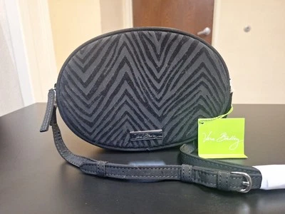 Vera Bradley Zebra Flock tiracolo preto aveludado clássico preto novo com etiquetas ajuste $58 MSRP  - Imagem 1 de 4