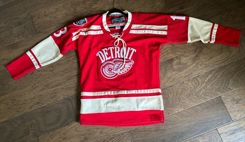 Pavel Datsyuk # 13 Detroit Red Wings NHL Hockey Jersey Size 50 Winter Classic Cover