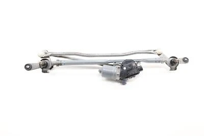 2020-2022 CHRYSLER VOYAGER FRONT WINDSHIELD WIPER LINKAGE & MOTOR OEM 68229327AC - Image 1 of 4