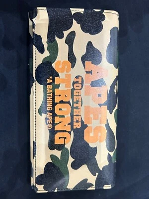 a bathing ape long wallet - Image 1 of 4