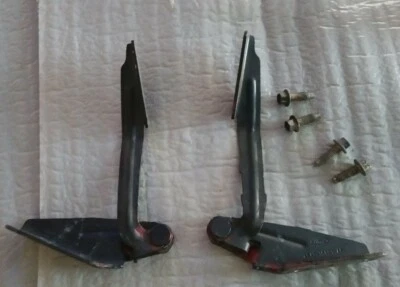 Ford Focus 2003 03 par de bisagras de capó y pernos de montaje de capó OEM Foto 1 de 4