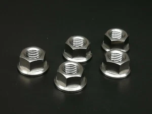 5 pz Dado flangia pignone passo titanio Ti M10x1,25 mm per moto - Foto 1 di 2