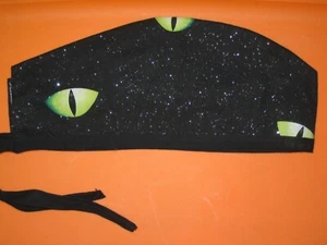 Sombreros Quirúrgicos Exfoliantes Sombreros Halloween Negro Brillante con Ojos de Gato Amarillo-Verde - Imagen 1 de 2