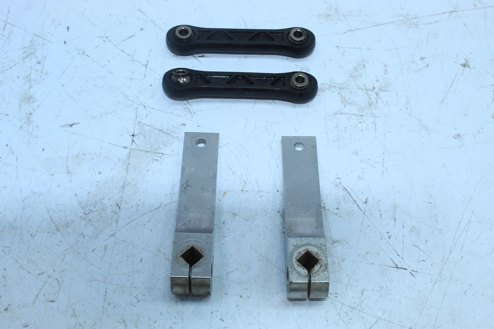 10-16 SKI-DOO GRAND TOURING 1200 OEM STABILISATOR LEVER WITH LINK ROD 505072446 - Image 1 of 4