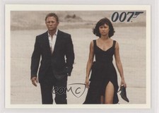 2009 Bond: Archives Quantum of Solace Dangerous Liaisons James Bond Camille b6s
