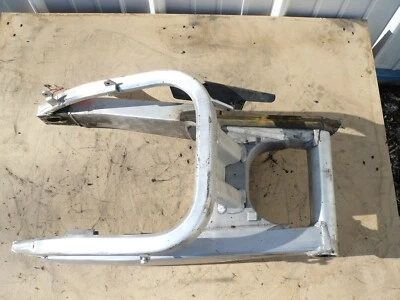 HONDA 99 1999 CBR900 RR BRAÇO OSCILANTE TRASEIRO TRASEIRO FABRICANTE DE EQUIPAMENTO ORIGINAL 52200-MAS-E00 - Imagem 1 de 4