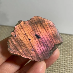 Top Labradorit Kristallstein natürliches raues Mineral Probe Heilung 21g um 213 - Bild 1 von 9