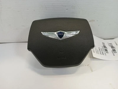 SRS Driver/Left Airbag for Steering Wheel From 2015 Hyundai Genesis 11819059 - Image 1 of 4